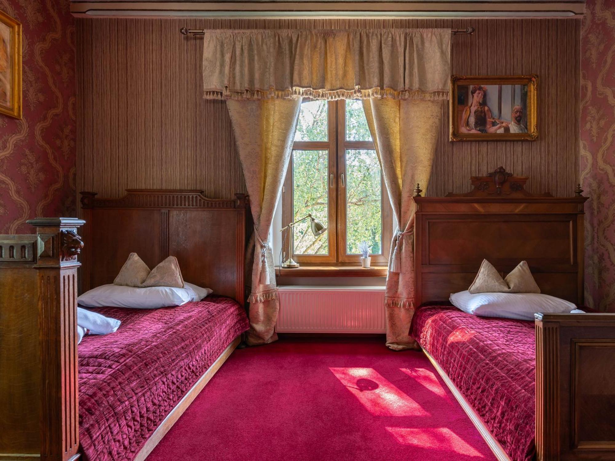 Dwor Mysinek Apartment Grabowiec  Bagian luar foto