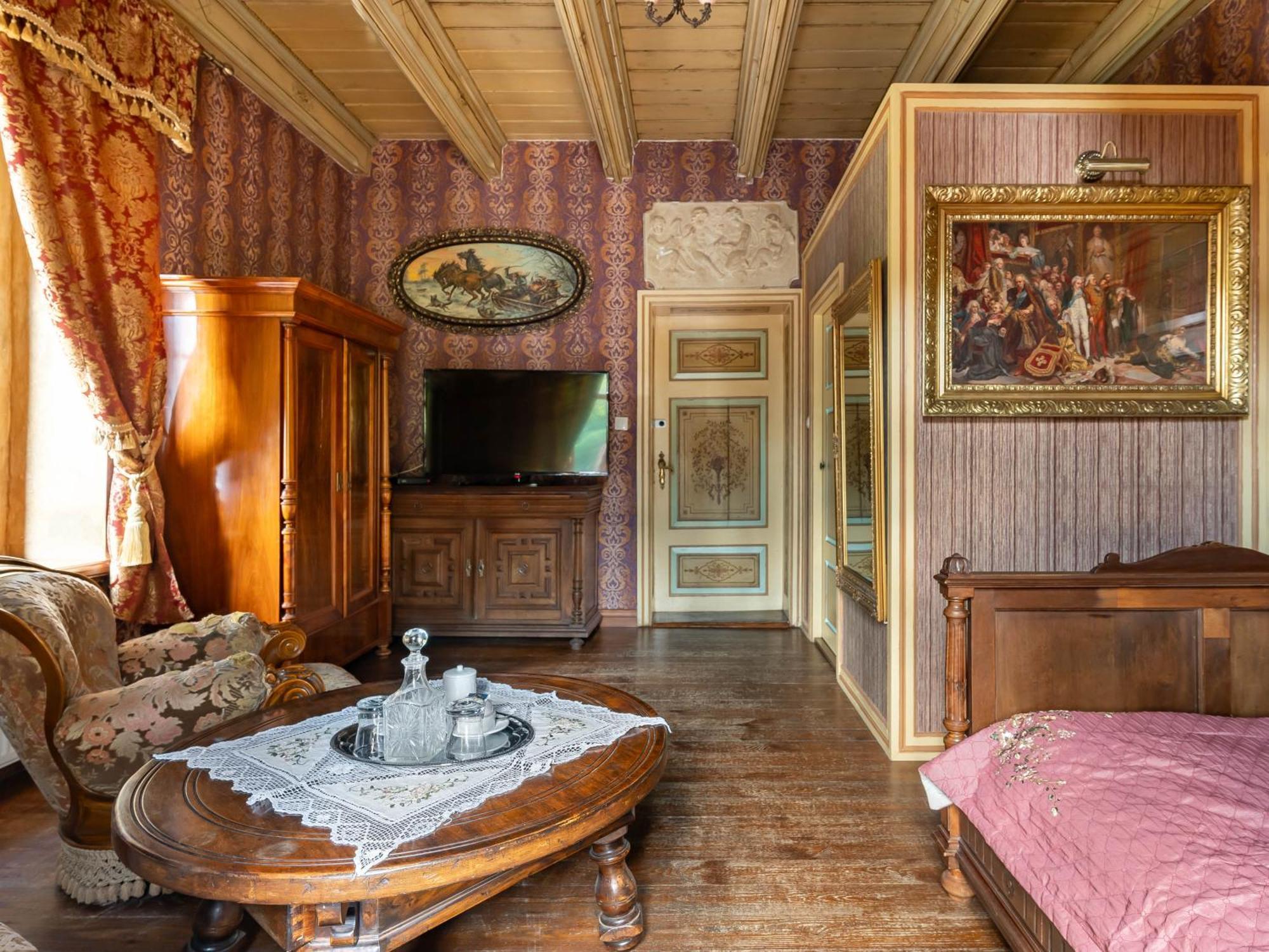 Dwor Mysinek Apartment Grabowiec  Ruang foto